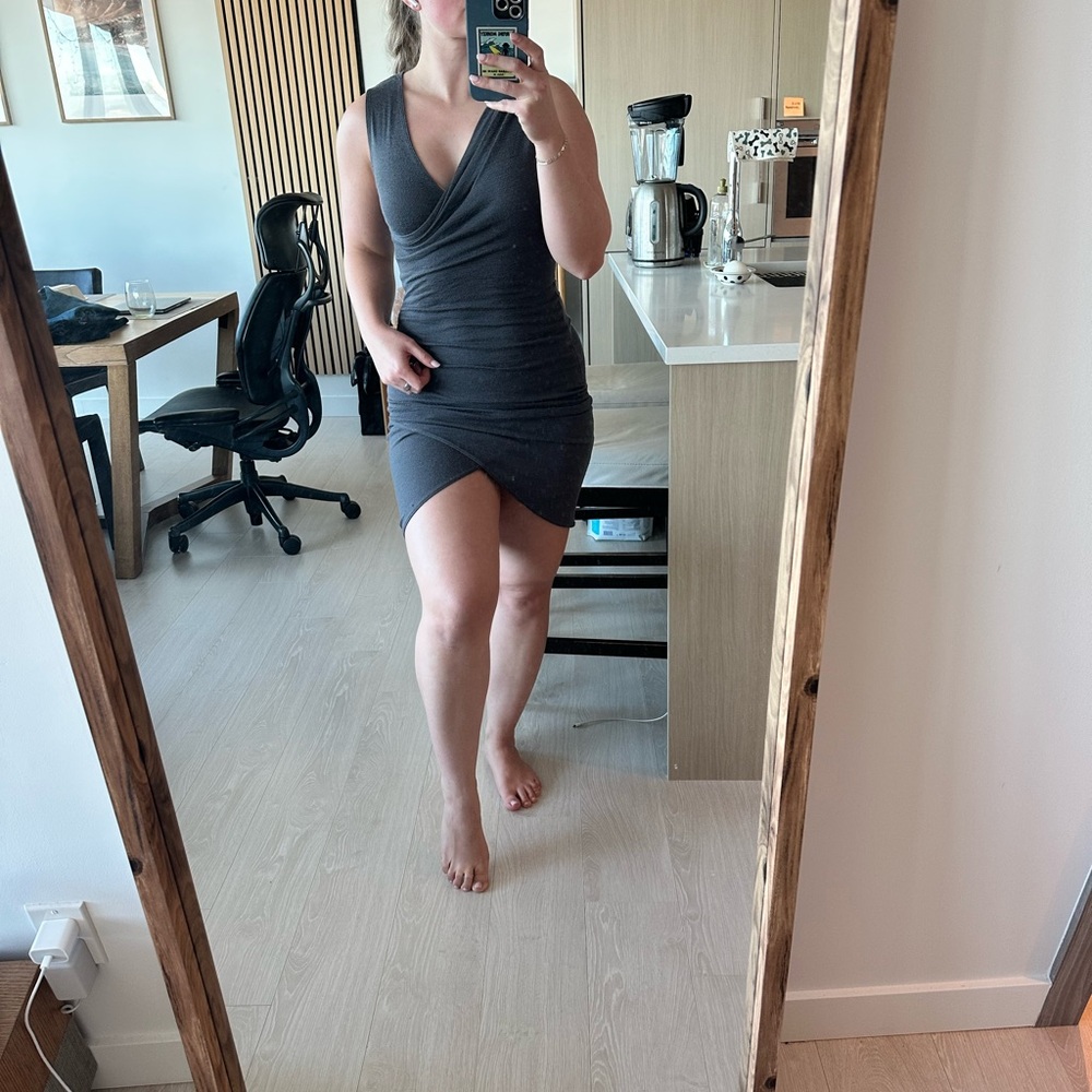 Wilfred Black Sleeveless Dress